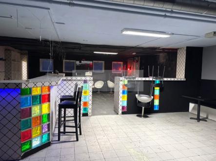 whatsapp-image-2026-03-09-at-12.02.05-5.jpeg | Pronájem - obchodní prostor, 217 m²