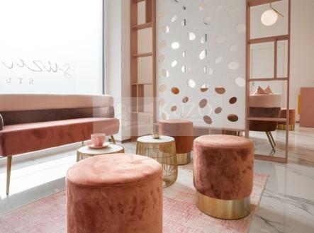 interier-vstup.jpg | Prodej - obchodní prostor, 73 m²