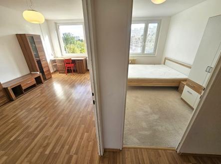 3-2.jpg | Pronájem bytu, 2+kk, 47 m²