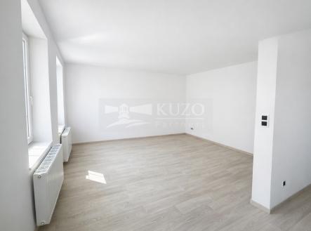in-obyvaci-cast.png | Prodej bytu, 3+kk, 103 m²