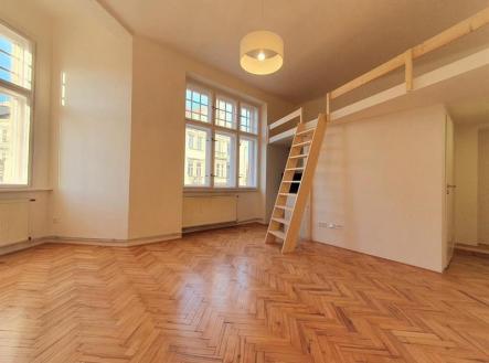 Pronájem bytu, 1+kk, 33 m² obrázek