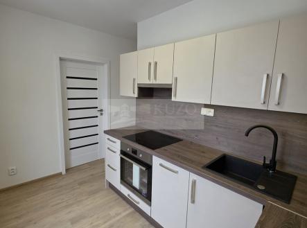img-20260209-wa0031.jpg | Pronájem bytu, 2+1, 51 m²
