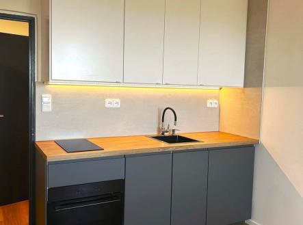 01.jpg | Pronájem bytu, 1+kk, 28 m²