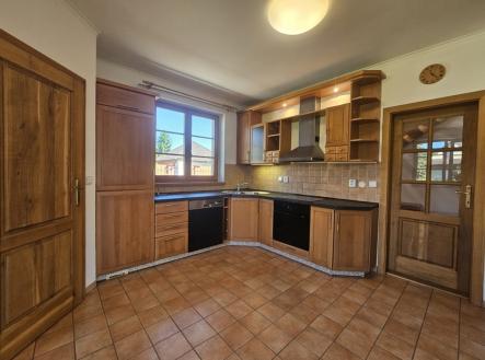 4.jpg | Prodej - dům/vila, 252 m²