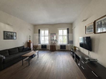 obyvak-okna.png | Pronájem bytu, 2+kk, 83 m²