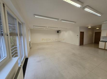 20251113_101322.jpg | Pronájem - kanceláře, 76 m²
