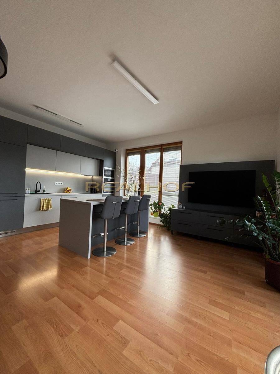 WhatsApp Image 2026-03-29 at 19.17.06 (1).jpeg