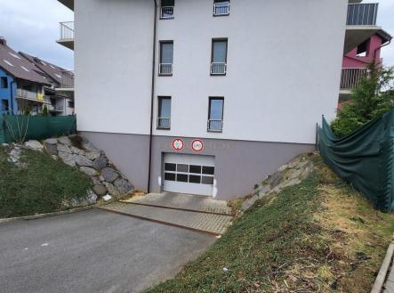 fotografie | Pronájem - malý objekt/garáž