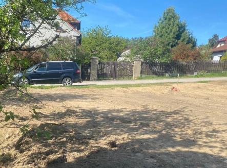 . | Prodej - pozemek pro bydlení, 880 m²