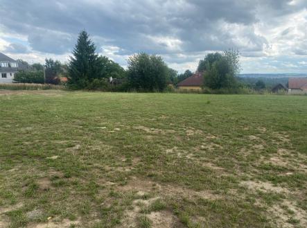 . | Prodej - pozemek pro bydlení, 858 m²