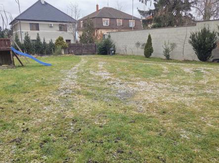 . | Prodej - pozemek pro bydlení, 704 m²