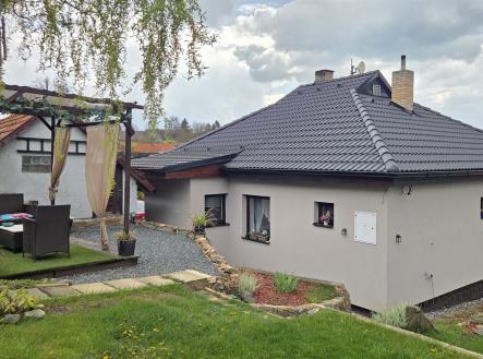 . | Prodej - dům/vila, 180 m²