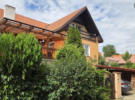 . | Prodej - dům/vila, 255 m²