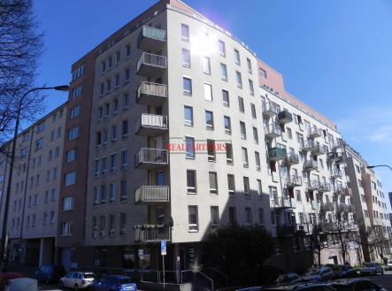 Pronájem bytu, 2+kk, 47 m²