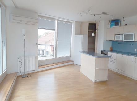 obývací pokoj s kuchyní | Prodej bytu, 2+kk, 90 m²