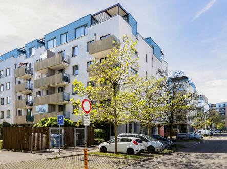 1 (13).jpg | Pronájem bytu, 3+kk, 80,8 m²