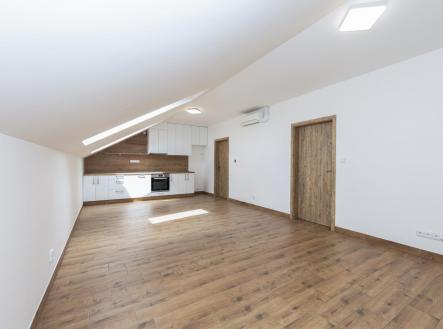 11.jpg | Pronájem bytu, 2+kk, 52 m²