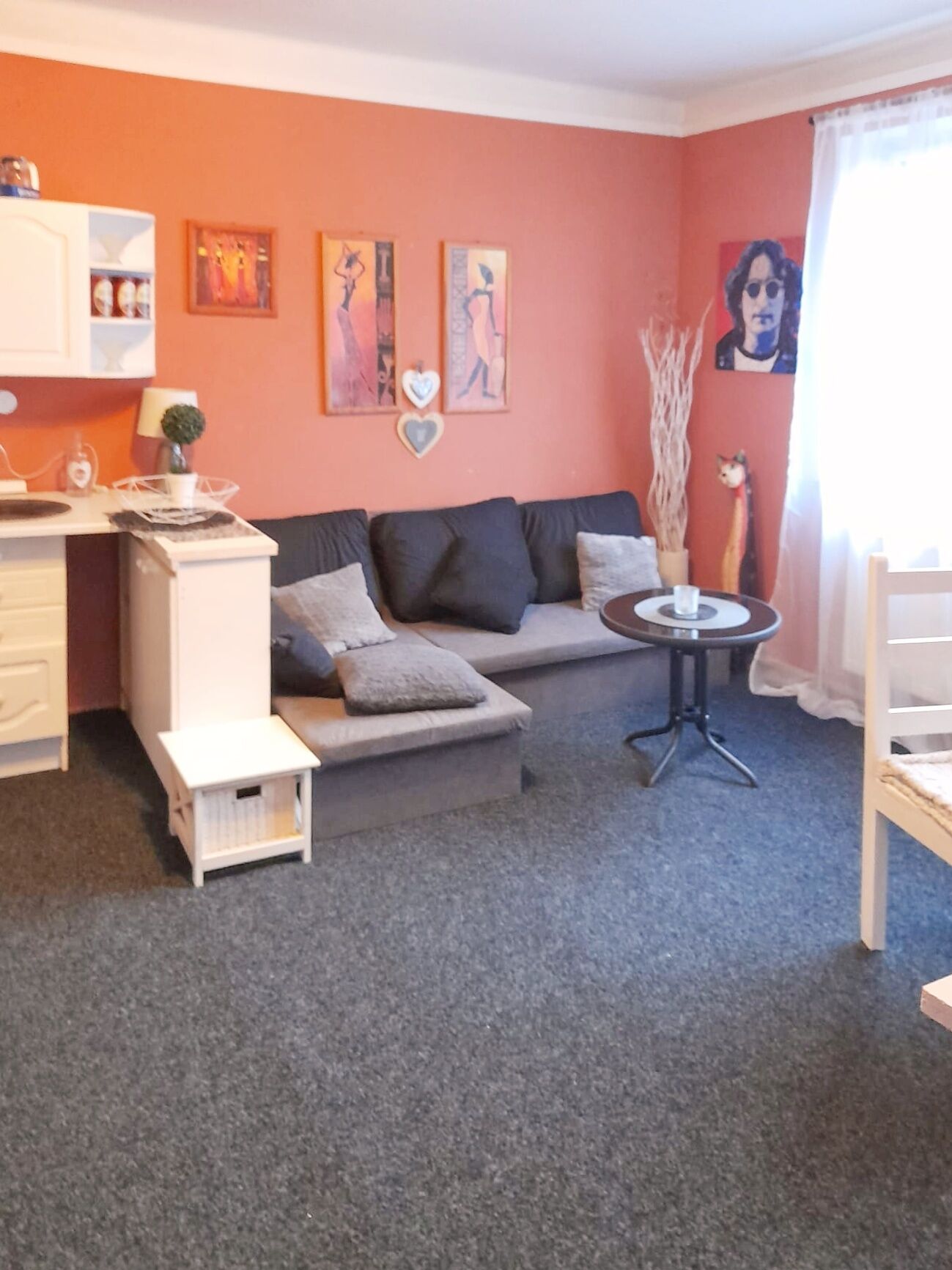 Pronájem zařízeného bytu 2+kk s balkonem, 50 m² – Dubá, klidná lokalita