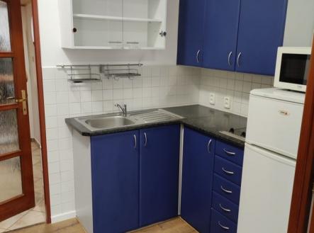 . | Pronájem bytu, 1+kk, 30 m²