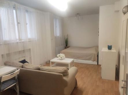 . | Pronájem bytu, garsoniéra, 30 m²