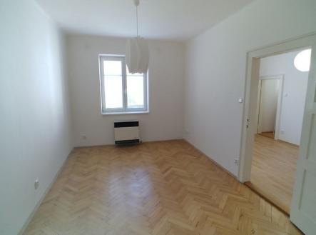 . | Pronájem bytu, 2+kk, 45 m²