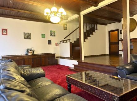 . | Pronájem - dům/vila, 260 m²