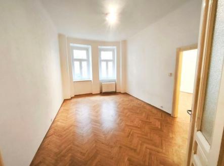 . | Pronájem bytu, 2+1, 61 m²