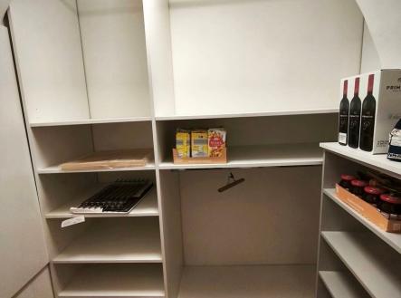 . | Pronájem bytu, 2+1, 65 m²