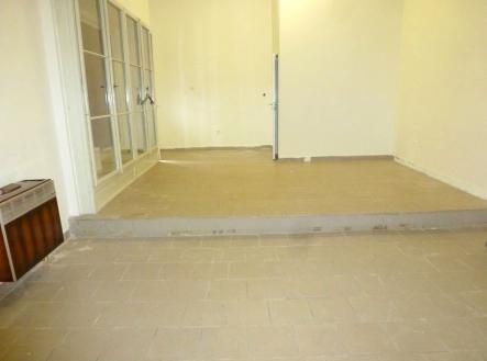 . | Pronájem - obchodní prostor, 43 m²