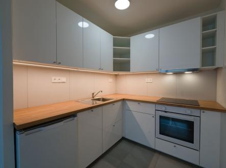 . | Pronájem bytu, 2+kk, 43 m²