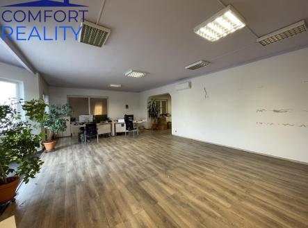 IMG_1694.JPG | Pronájem - kanceláře, 90 m²