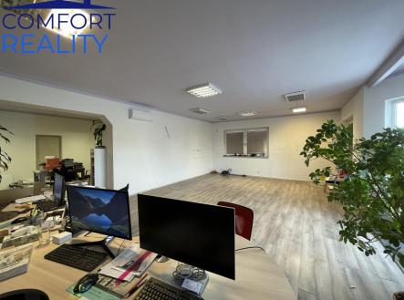 IMG_1696.JPG | Pronájem - kanceláře, 90 m²