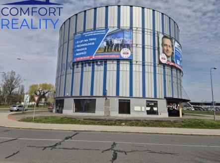 WhatsApp Image 2026-04-16 at 15.59.30 (4).jpeg | Pronájem - obchodní prostor, 43 m²