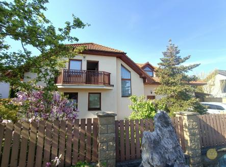 Prodej - dům/vila, 320 m²