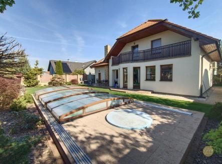 Prodej - dům/vila, 320 m²