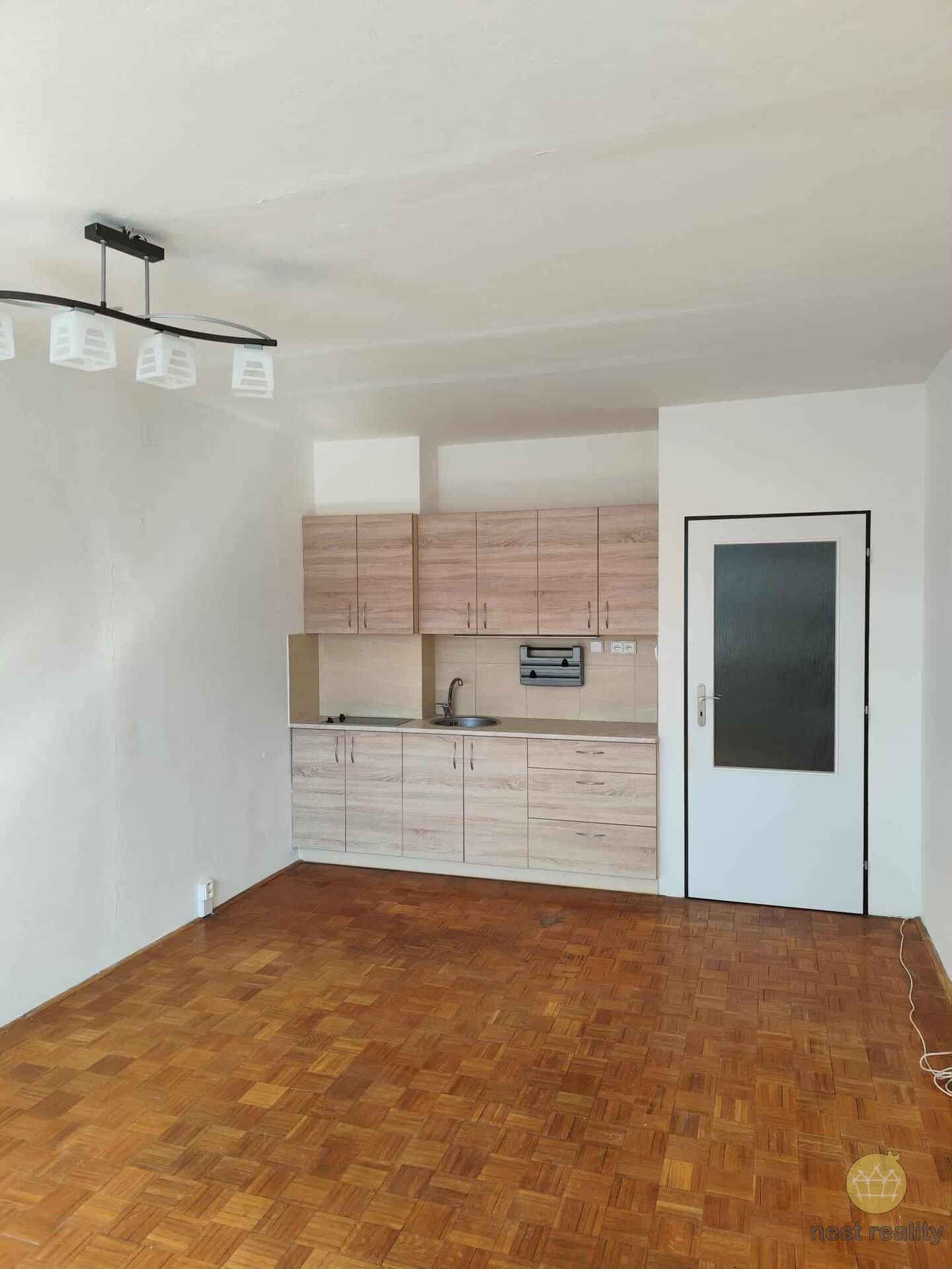 Pronájem bytu 1+kk, 30 m2, Děčín III Staré město, ul. Žerotínova.