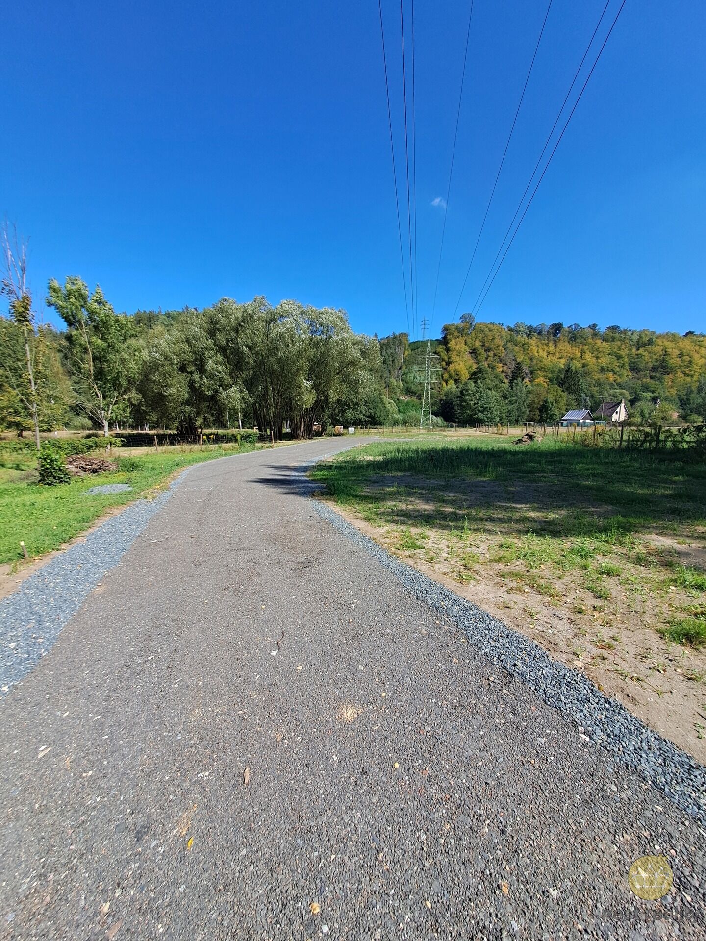 Prodej dvou stavebních stavebního pozemků 1450 a 1451 m² v obci Sázava, ulice Na Křemelce