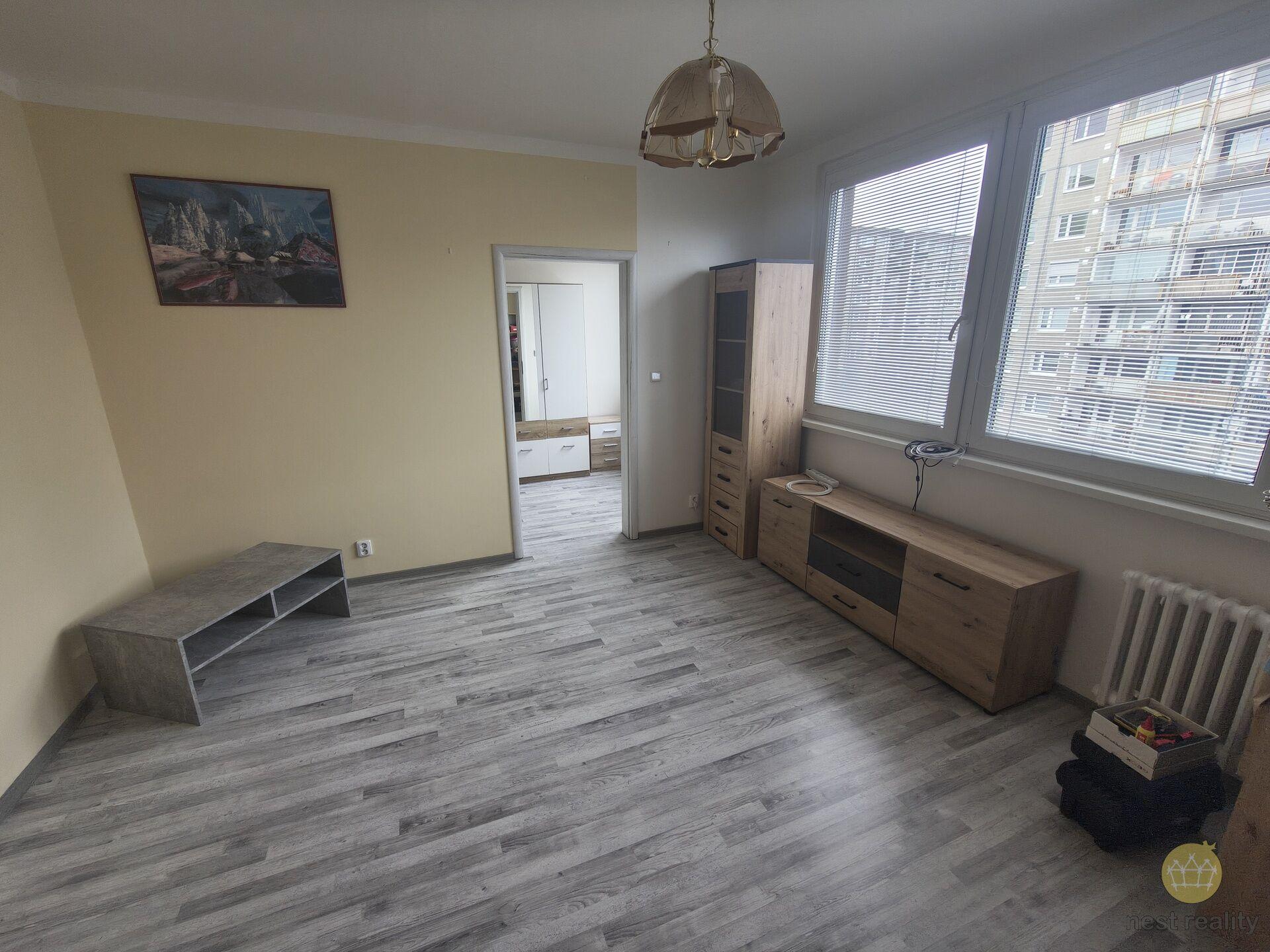 Pronájem bytu 2+1, 45 m2, Praha 5 Hlubočepy, Gabinova ulice.