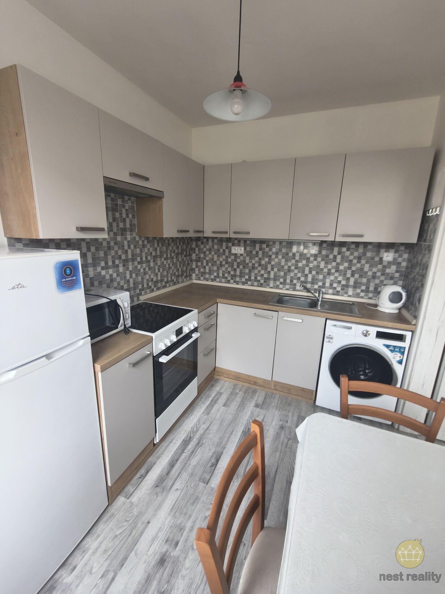 Pronájem bytu 2+1, 45 m2, Praha 5 Hlubočepy, Gabinova ulice.