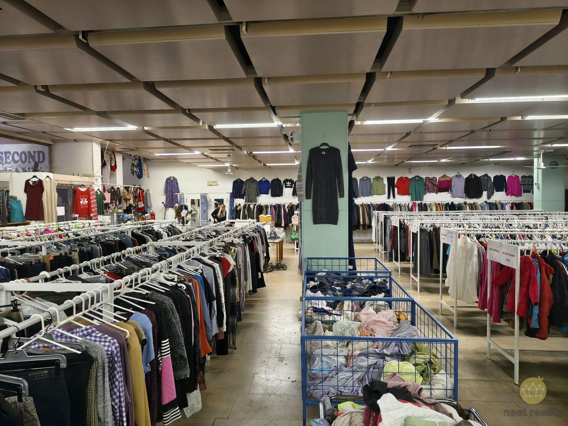 Pronájem obchodního prostoru 478 m2, Praha 5 Stodůlky, Mukařovského ulice.