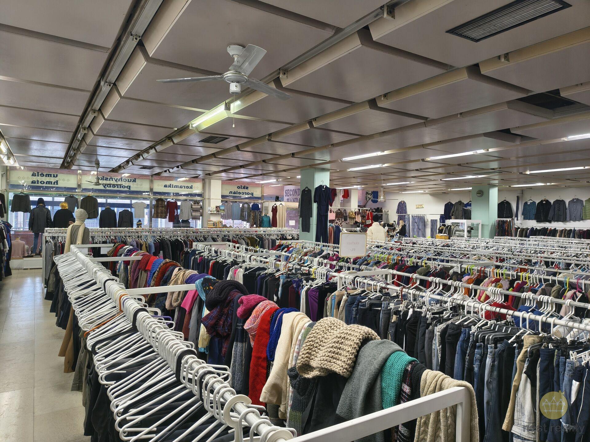 Pronájem obchodního prostoru 478 m2, Praha 5 Stodůlky, Mukařovského ulice.