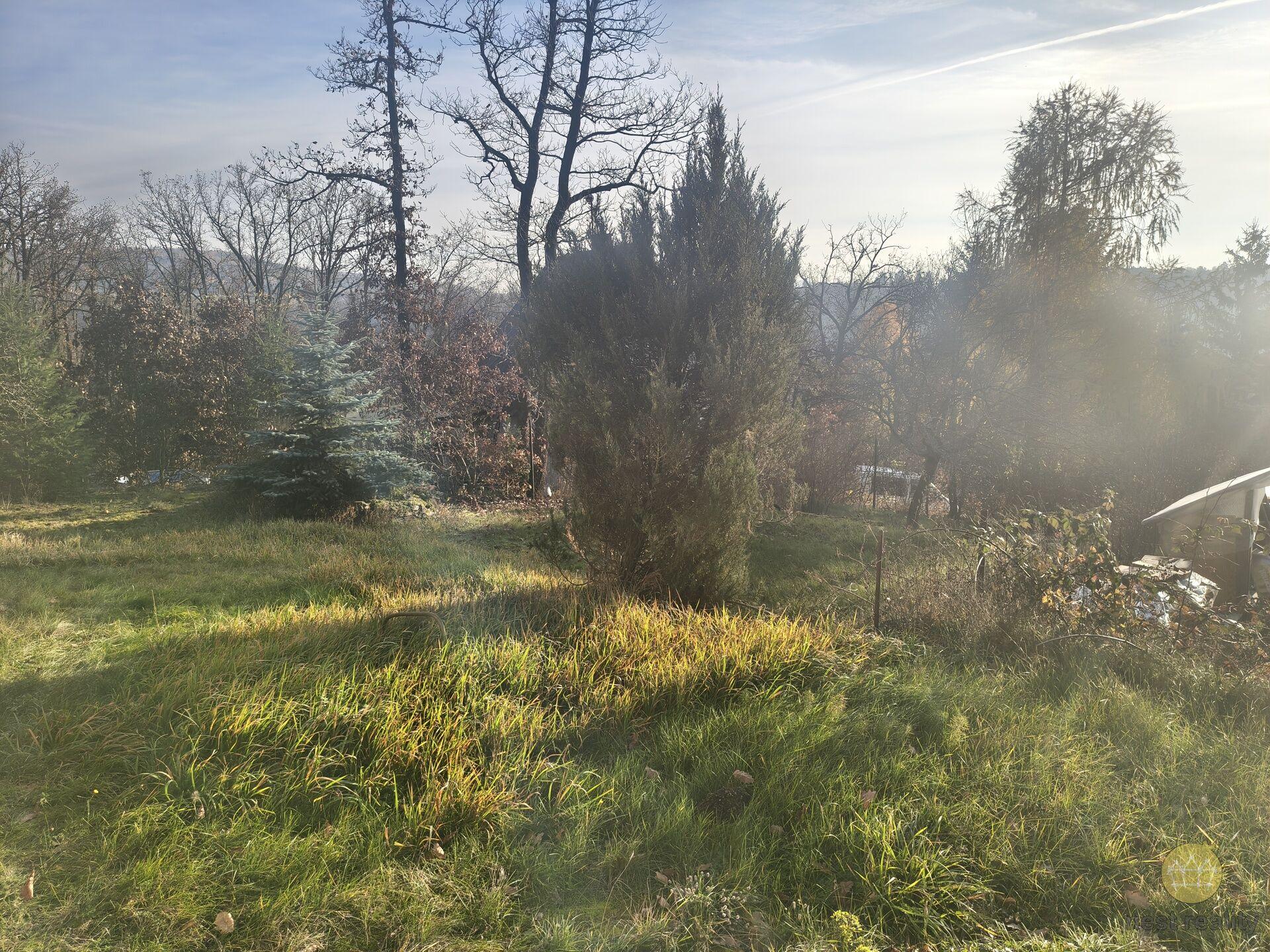 Prodej domu (chalupy) 3+1, o výměře 95 m2, Petrov - Chlomek, okres Praha - západ, ulice U Vodárny.