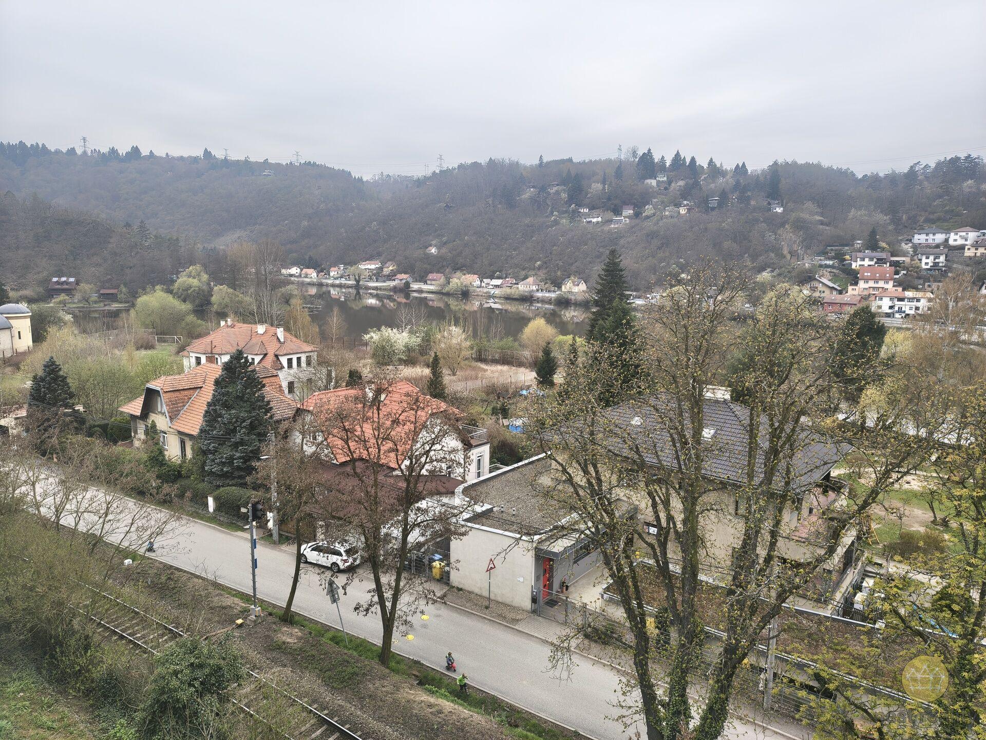 Prodej domu (chalupy) 3+1, o výměře 95 m2, Petrov - Chlomek, okres Praha - západ, ulice U Vodárny.