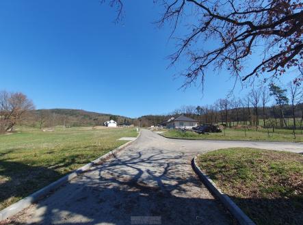 BYDLENÍ POD BLANÍKEM