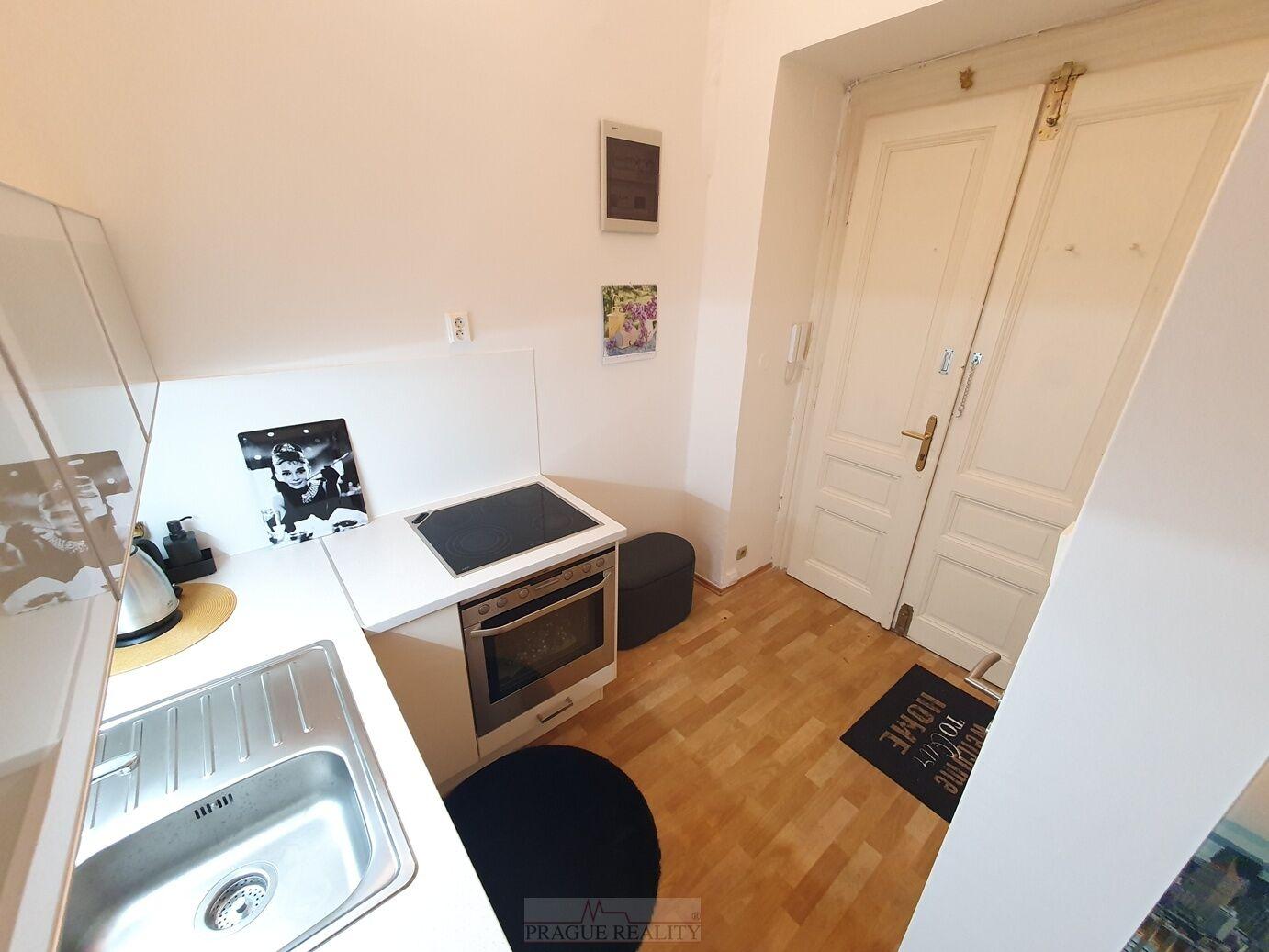 Útulné 2+kk 35m2, na úžasném místě, P2 Vinohrady, ul. Moravská x Kladská