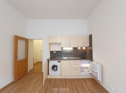 Pronájem bytu, 1+kk, 27 m² obrázek