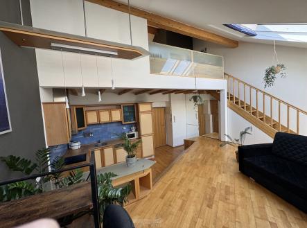 Pronájem bytu, 2+kk, 74 m²