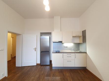 Pronájem bytu, 1+kk, 31 m²