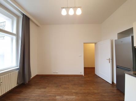 Pronájem bytu, 1+kk, 31 m²