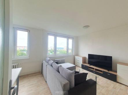 Pronájem bytu, 1+kk, 31 m²